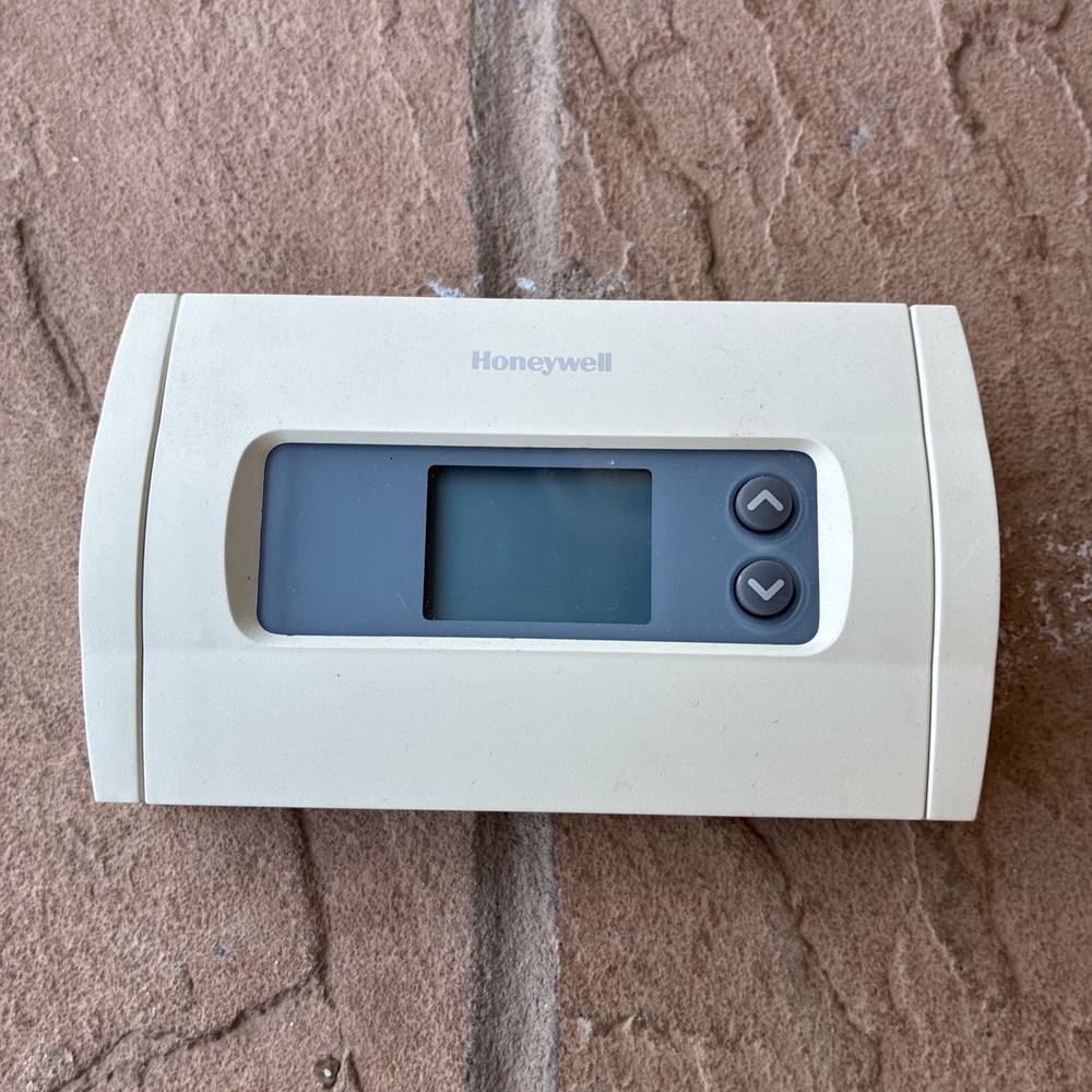 Honeywell RTH110B Non-Programmable Thermostat-Open Box-Tested